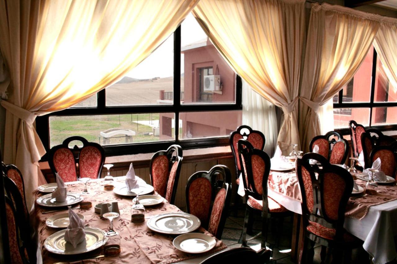 ホテル Amrouss Touristic Darmaroc アズルー エクステリア 写真