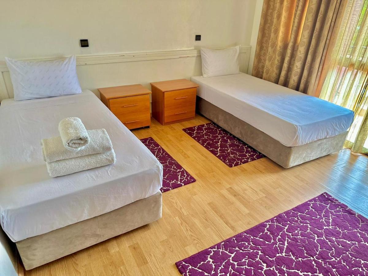 ホテル Amrouss Touristic Darmaroc アズルー エクステリア 写真
