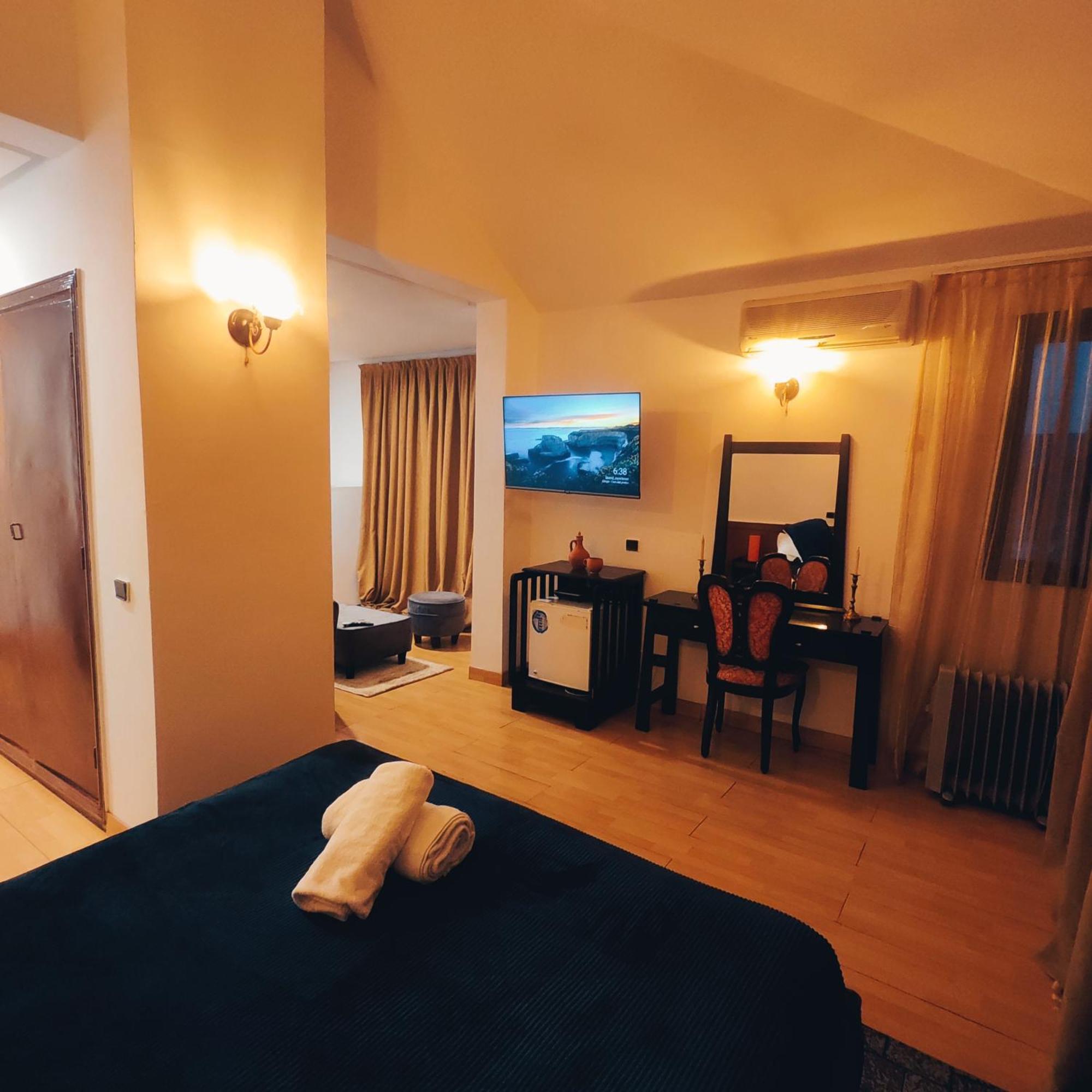 ホテル Amrouss Touristic Darmaroc アズルー エクステリア 写真