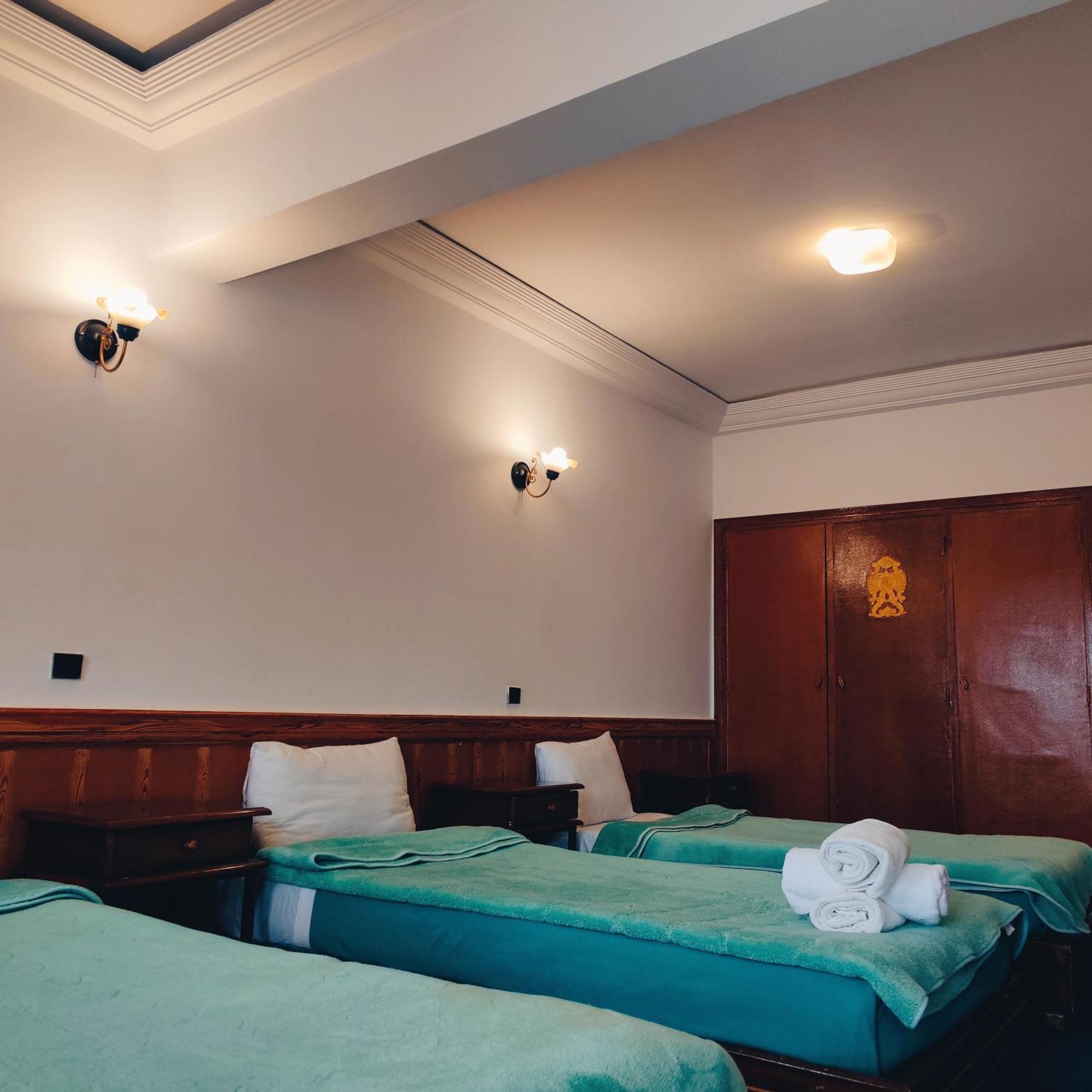 ホテル Amrouss Touristic Darmaroc アズルー 部屋 写真