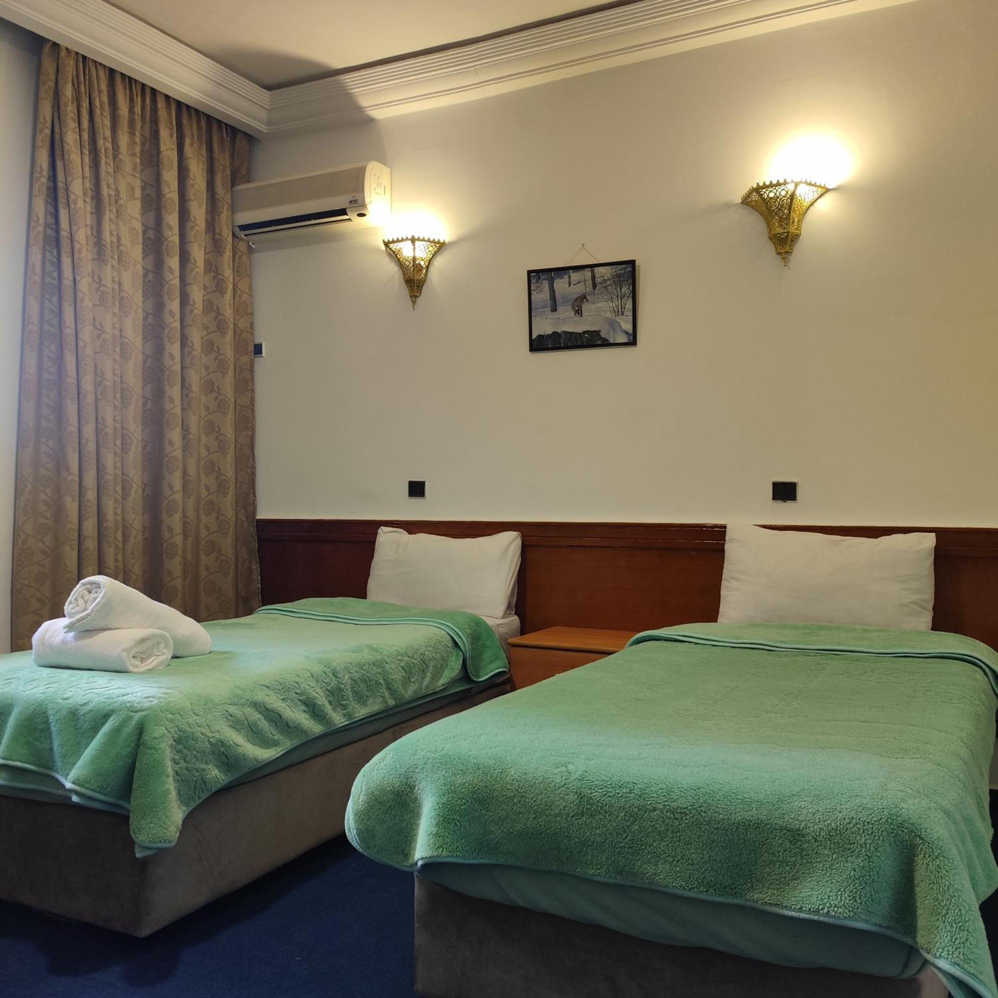 ホテル Amrouss Touristic Darmaroc アズルー 部屋 写真